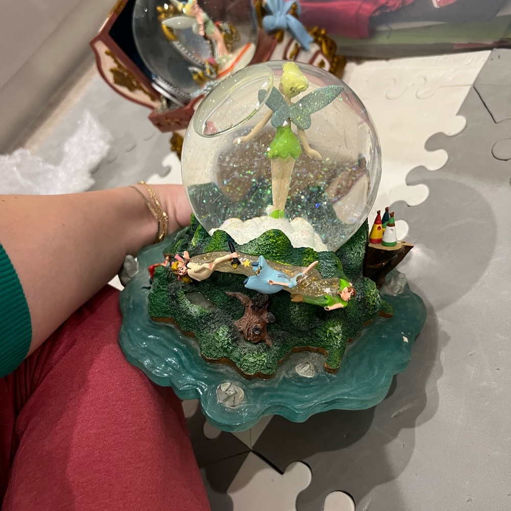 tinker bell snow globe
